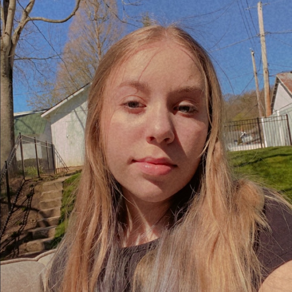 Meet your Posher, Annie